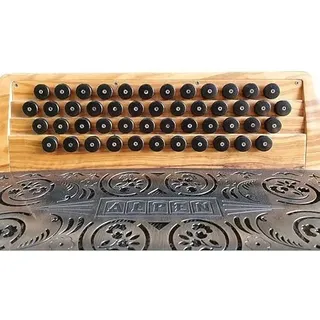 Steirische Harmonika Harmonikaknöpfe Diskantknöpfe Ebenholz 31 Stück inkl. Schrauben – Ersatzknöpfe für Akkordeon, edles Holz, perfekte Passform, langlebig, traditionell, hochwertig verarbeitet
