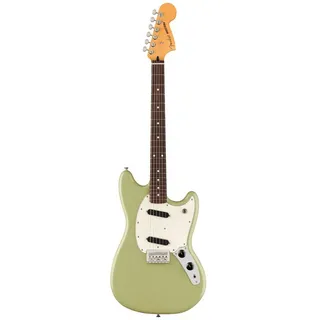 Fender Player II Mustang RW BCG E-Gitarre