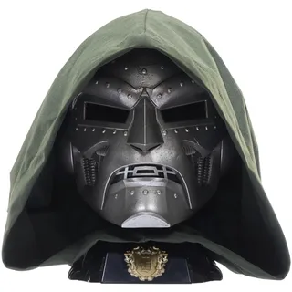 Hasbro Marvel Legends Doctor Doom Premium Rollenspiel-Helm,
