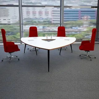 Konferenztisch / Dreiecktisch Sirium