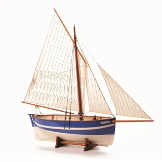 Billing Boats Esperance Holzrumpf 1:30