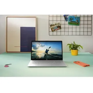 17-cp0565ng AMD Ryzen 5 5500U 8 GB RAM 512 GB SSD Win11 Home
