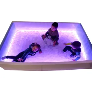 Sumo Didactic, S.L. Bällebad Bällebad mit LED – sicherer Kinder Spielspaß 200×120×40 cm, langlebig, pflegeleicht, antibakteriell, ungiftig, wasserdicht bunt