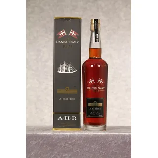 A.H. Riise Royal Danish Navy 40% vol 0,7 l Geschenkbox