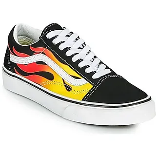 flame black/black/true white 42