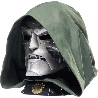 Hasbro Marvel Legends Series Doctor Doom Premium