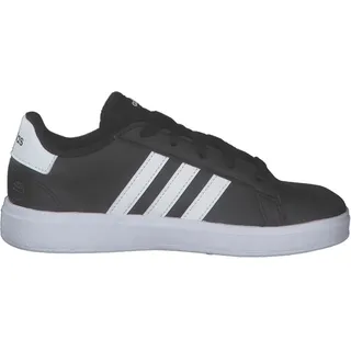 Core Black / Cloud White / Core Black 32