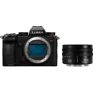 Panasonic Lumix DC-S5D + S 18-40mm f/4.5-6.3