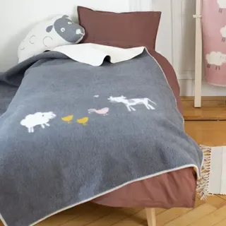 David Fussenegger Kinderdecke Maja 'Bauernhof' 100 x 150 cm Grau