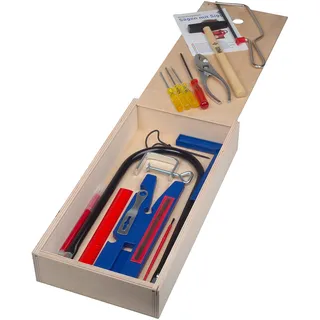 Peter Bausch GmbH & Co. KG Pebaro 452 Qualitäts-Laubsägebox mit Schiebedeckel, der gleichzeitig Artbeitsplatte ist, 23 Teile,Bastelset, Laubsägebogen made in Germany, Basteln mit Holz, inkl. Malkasten, Geschenkidee für Kinder