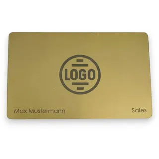 NFC Visitenkarte mit QR Code | Digitale Visitenkarte mit Druck und individueller Lasergravur aus hochwertigem und robustem Metall | zum einfachen Weitergeben der Kontaktdaten ohne App (gold matt)