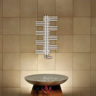 Zehnder Designheizkörper Yucca 908 x 500 mm 484 W weiß
