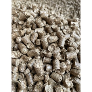 Strohpellets | Einstreu halbfest gepresst, im Jutesack 8mm, 17kg