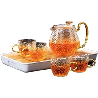 Glas-Teekanne, mikrowellengeeignet, Herdplatte, 600 ml, abnehmbares Teesieb und Deckel, mit einem Set von 4 Gläsern, Herdplatten-sicherer Teekessel für Teebrauer, um das Servieren von Tee zu erhöhen,