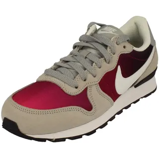 NIKE Damen Internationalist (GS) Fitnessschuhe, Grau/Weiß/Lila (Wolf Grey White Purple Dynasty), 36 EU - 36 EU