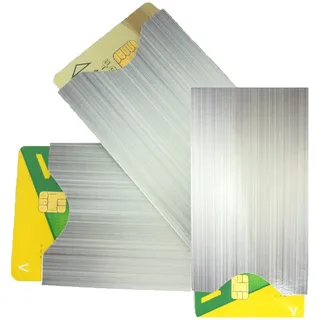 INTERINNOV RFID Blocking NFC Schutzhülle (3 Stück) für Kreditkarte, EC-Karte, Bankkarte etc. - 100% Schutz vor Datenklau durch Abschirmung der kontaktlosen Funk-Chips in Kreditkarte