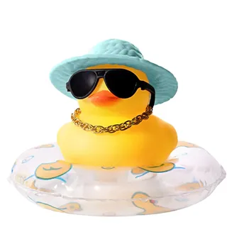 Ente Für Autos, Gummi Ente Für Auto Armaturenbrett, Gummi Ente Auto Ornamente, Auto Armaturenbrett Dekoration Zubehör Mit Schwimmring, Sonnenhut, Halskette Und Sonnenbrille