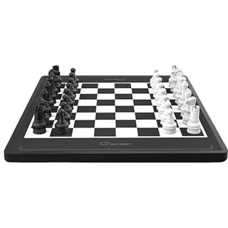 Chessnut Move – Roboter-Schachbrett mit Kunststofffiguren, automatisierte Figurenbewegung, vollständige Figuren-Erkennung, eingebauter Schach-Engine und Sprachsteuerung
