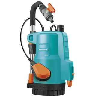 Gardena Regenfasspumpe Classic 4000/2: Tauchpumpe mit Trockenlaufsicherung, bis zu 4000 l/h Fördermenge, stromsparend, kurze Ansaugzeiten, integrierter Filter, 2-stufiges Pumplaufwerk (1740-20)