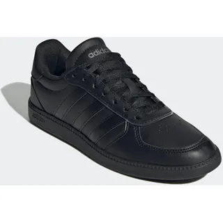 Core Black / Core Black / Iron Metallic 41 1/3