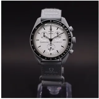 Swatch Moonswatch 1965 Chronograph Silikon 42 mm SO33M106