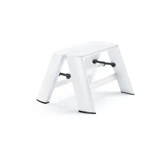 Tritthocker Lucano Thomas Merlo, Designer Chiaki Murata, 28x39x57 / 15.5 cm