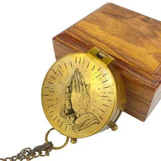 Personalisierter Kompass mit Gravur Kirchenmotiv und Wunschtext Dein Name und Text tolle Geschenkidee für Taufe Kommunion Firmung Konfirmation (Vintage Optik)