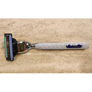 Gillette Mach 3  Rasierer , neu , 1 st. mit Klinge , keine OVP