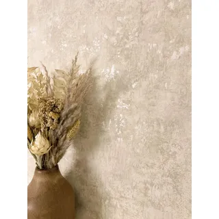 NEWROOM Tapete Beige Vliestapete Beton - Betonoptik Modern Creme Zement Metallic Betonwand Industrial Glanztapete - Beige