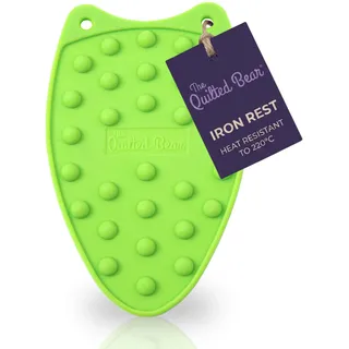 The Quilted Bear Mini Reisebügeleisen Rest - Rutschfestes, Hitzebeständiges Silikonpad 16.5x13.5cm - Hitzeverteilendes Design für Bügeleisen Dampf, Mini Bügeleisen, Bügelbrett Klein (Grün)