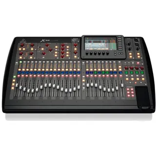 Behringer X32 Digitales Mischpult mit 40 Eingängen und 25 Bussen, 32 programmierbaren Midas-Vorverstärkern, 25 motorisierten Fadern, Kanal-LCDs, 32-Kanal-Audio-Interface und iPad/iPhone*-Fernbedienung